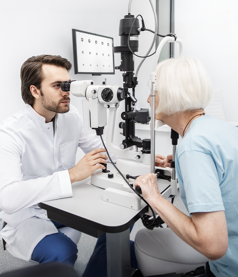 Cirugía oftalmológica en quirófano